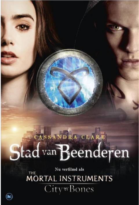 Stad van Beenderen – boekcover – Cassandra Clare – ISBN 9789044340952 – paperback – als nieuw