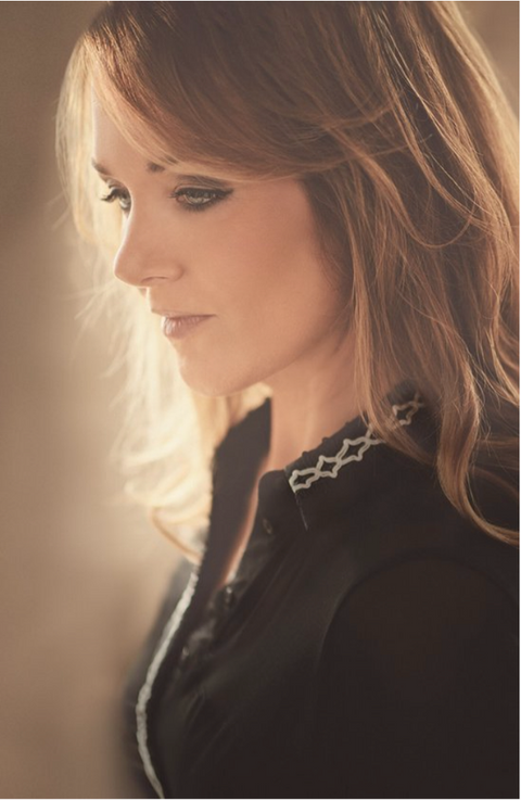 Het einde is nu – boekcover – Aniana Taelman – ISBN 9789463886628 – hardcover – als nieuw