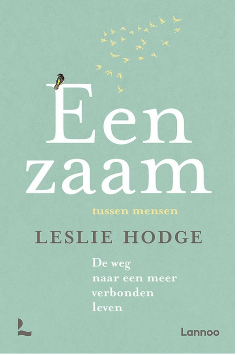 Eenzaam tussen mensen – boekcover – Leslie Hodge – ISBN 9789401463638 – paperback – nieuw