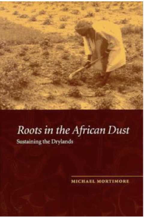 Roots in the African Dust – boekcover – Michael Mortimore – ISBN 9780521457859 – paperback – als nieuw