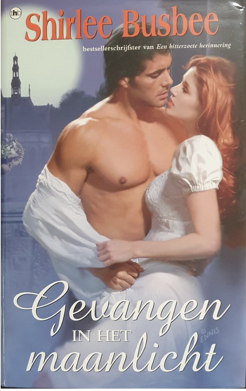 Tweedehands boek: Gevangen in het maanlicht door Shirlee Busbee - als nieuw hardcover