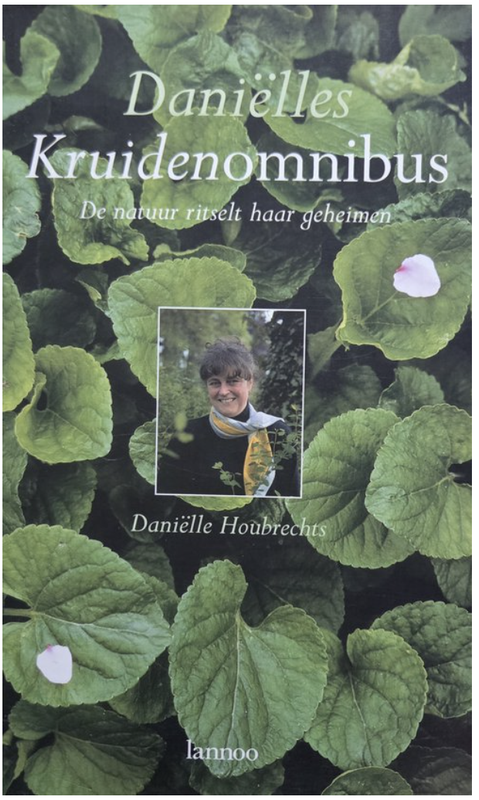 Tweedehands boek: Danielles-Kruidenomnibus door aniëlle Houbrechts - als nieuw hardcover