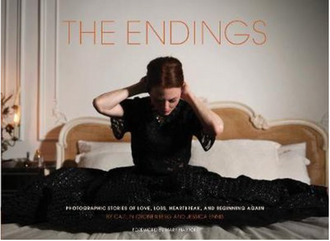 The Endings Photographic Stories of Love, Loss, Heartbreak, and Beginning Again – boekcover – Caitlin Cronenberg – ISBN 9781452155685 – hardcover – nieuw
